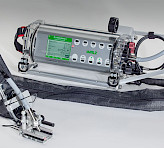 <p>DIVING-PAM-II and Universal Sample Holder DIVING-II-USH.</p>