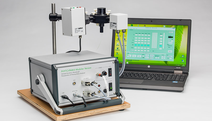 PHYTO-PAM-II MODULAR Version with Miniature Magnetic Stirrer PHYTO-MS.