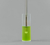 Tip of US-SQS/L in cuvette with algae suspension.