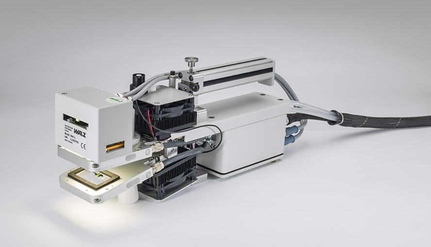 Standard Measuring Head 3010-S with LED Light Source 3041-L.