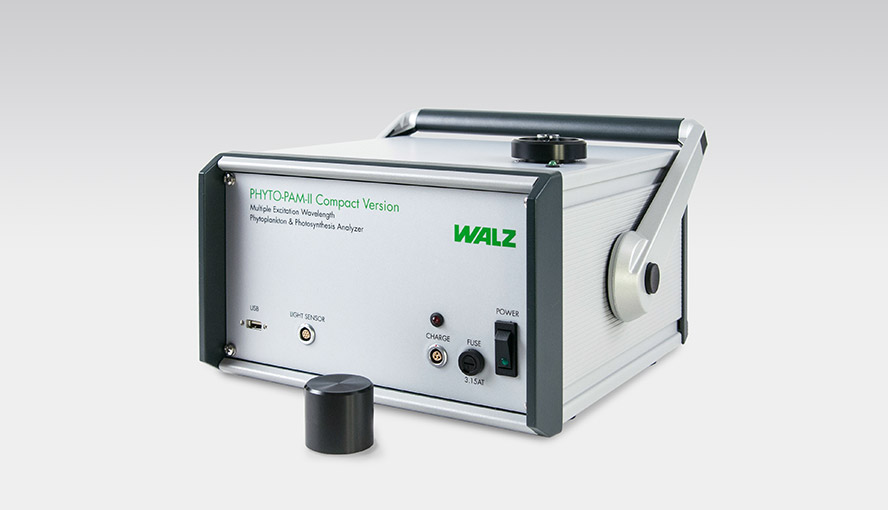 PHYTO-PAM-II/ED compact design featuring one single instrument. 