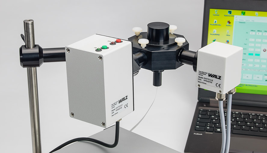 Optical Unit ED-101US/MP with Multi-Color-Emitter Unit PHYTO-II-E and Photomultiplier-Detector Unit PHYTO-II-D and Miniature Magnetic Stirrer PHYTO-MS.
 