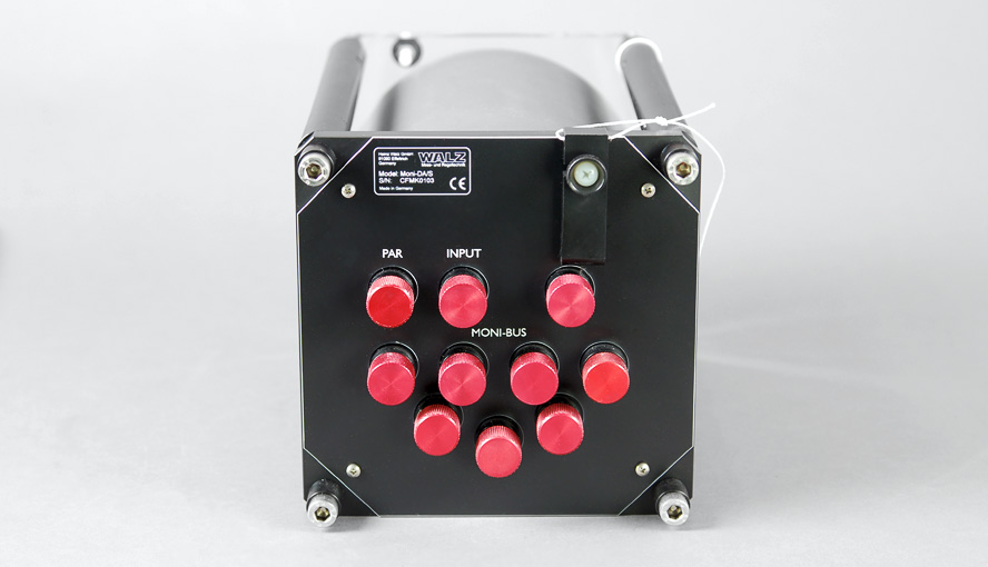 Back view of MONI-DA/S.