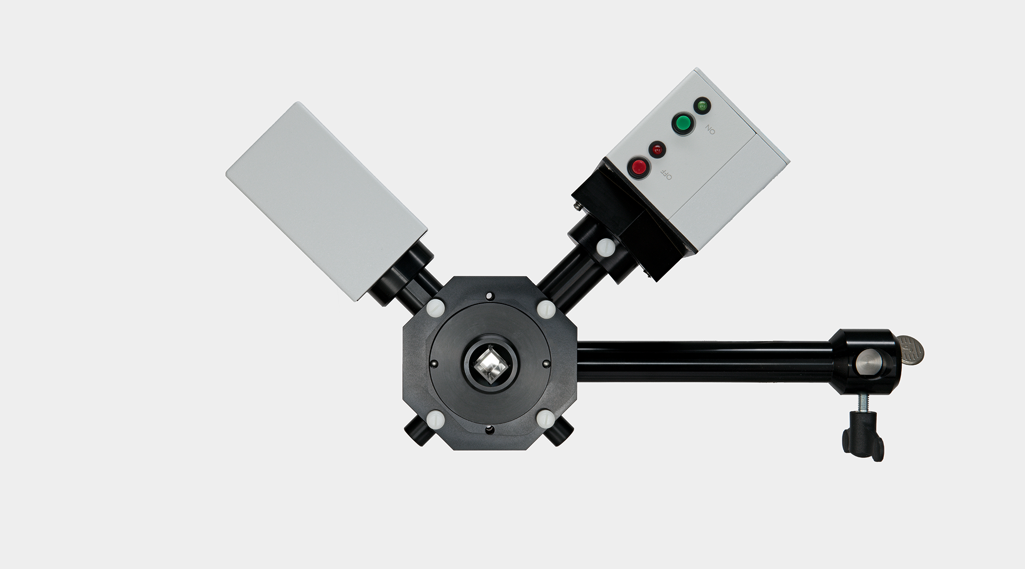 DUAL-ENADPH and DUAL-DNADPH measuring heads positioned with positioning system in bird view
