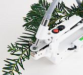 The POROMETER leaf clip measuring water evaporation and stomatal conductance of needles